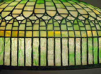 Curtain Border Tiffany Lamp